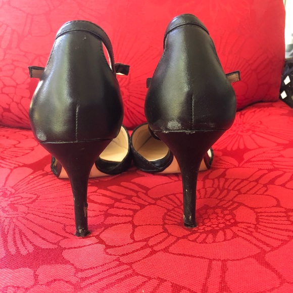 Snakeskin Pointed Heels - Picture 3 of 7